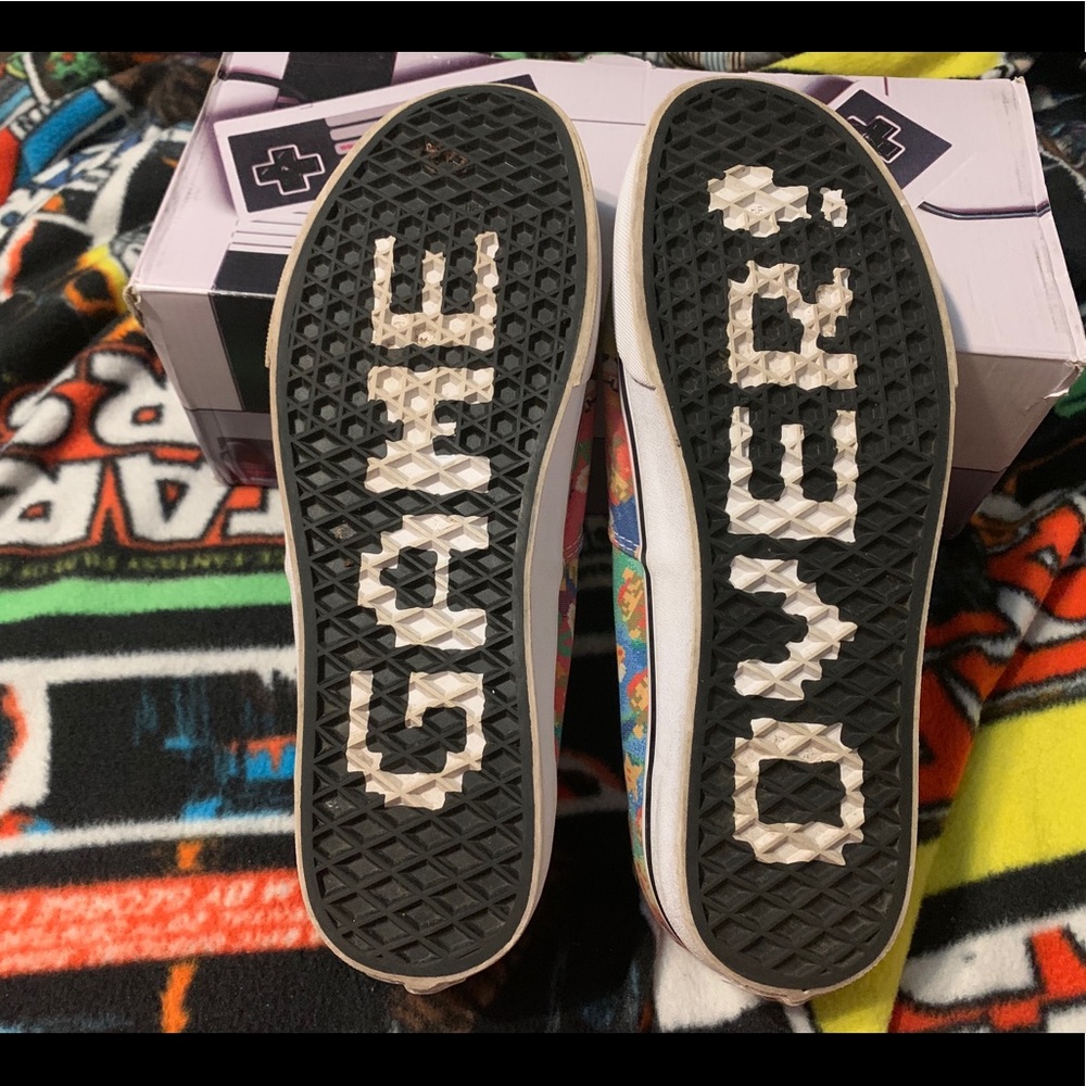 Vans Authentic x Super Mario